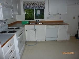 4th image of 6209 171st St SW