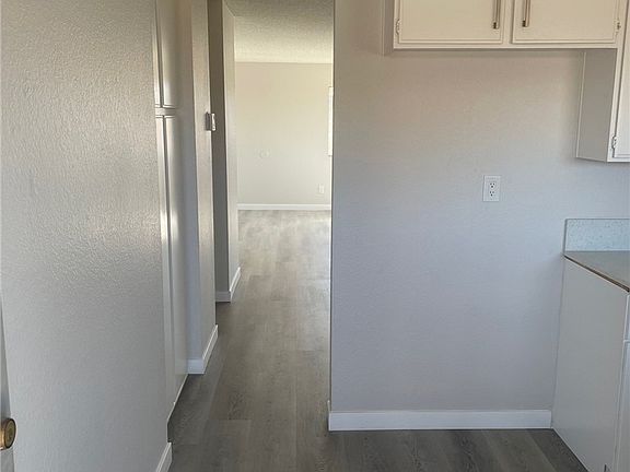 4th image of 521 Courier Ave #C