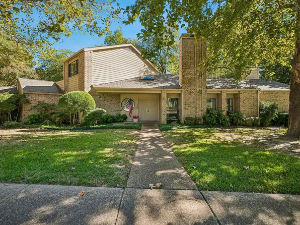 2926 N Saint Andrews Dr, Richardson, TX 75082