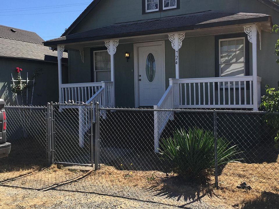1st image of 290 Stanford Ave