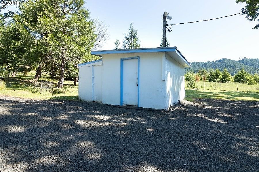 7588 Melqua Rd Umpqua, OR, 97486 Apartments for Rent Zillow