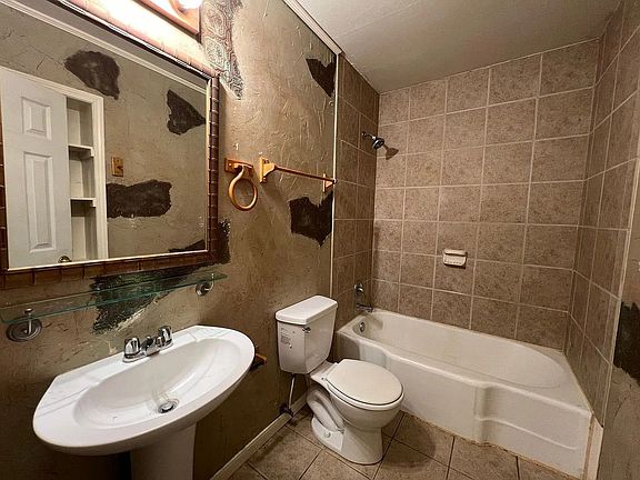 4th image of 3118 29th St