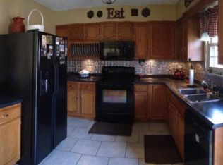 3188 Centerville Rd, Prichard, WV 25555