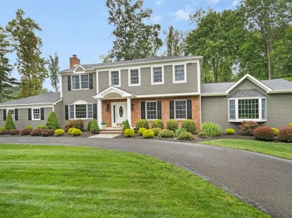 51 Red Hill Rd, Warren Twp., NJ 07059