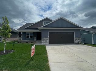 178 Huntington Dr, Iowa City, IA