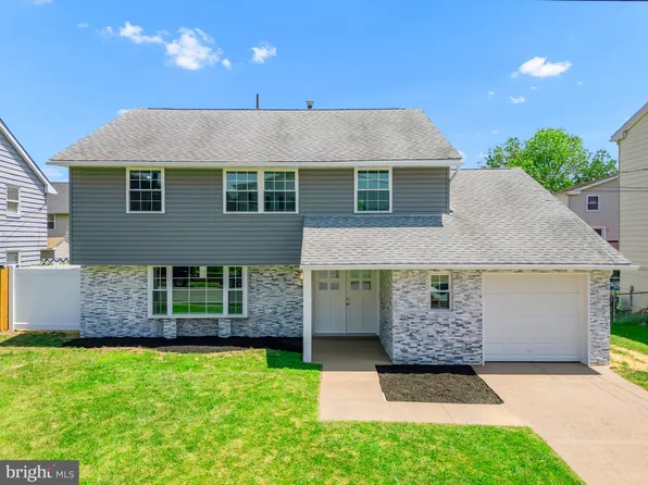 1861 Kentwood St, Philadelphia, PA 19116