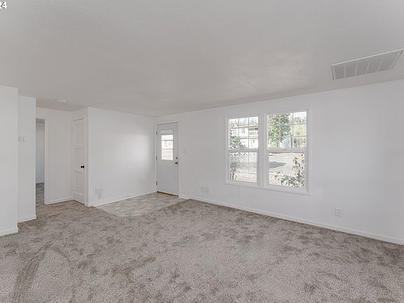 2nd image of 188 NE Lombardy Dr