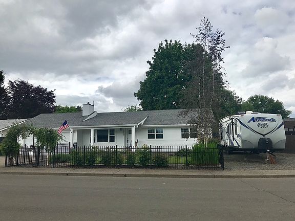 3rd image of 1513 Clydesdale Dr SE