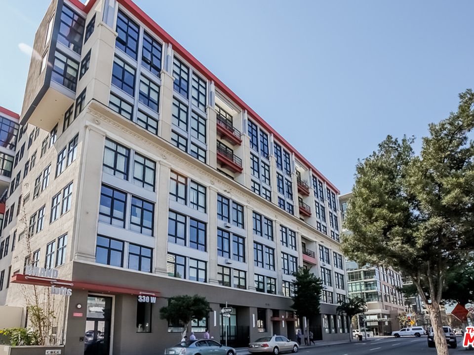1st image of 330 W 11th St APT 302