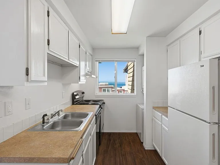 617 5th Ave W — Photo 15