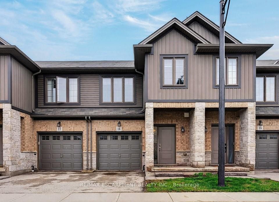 1st image of 377 Glancaster Rd #16
