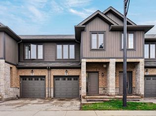 377 Glancaster Rd #16, Hamilton, ON L9G0G4