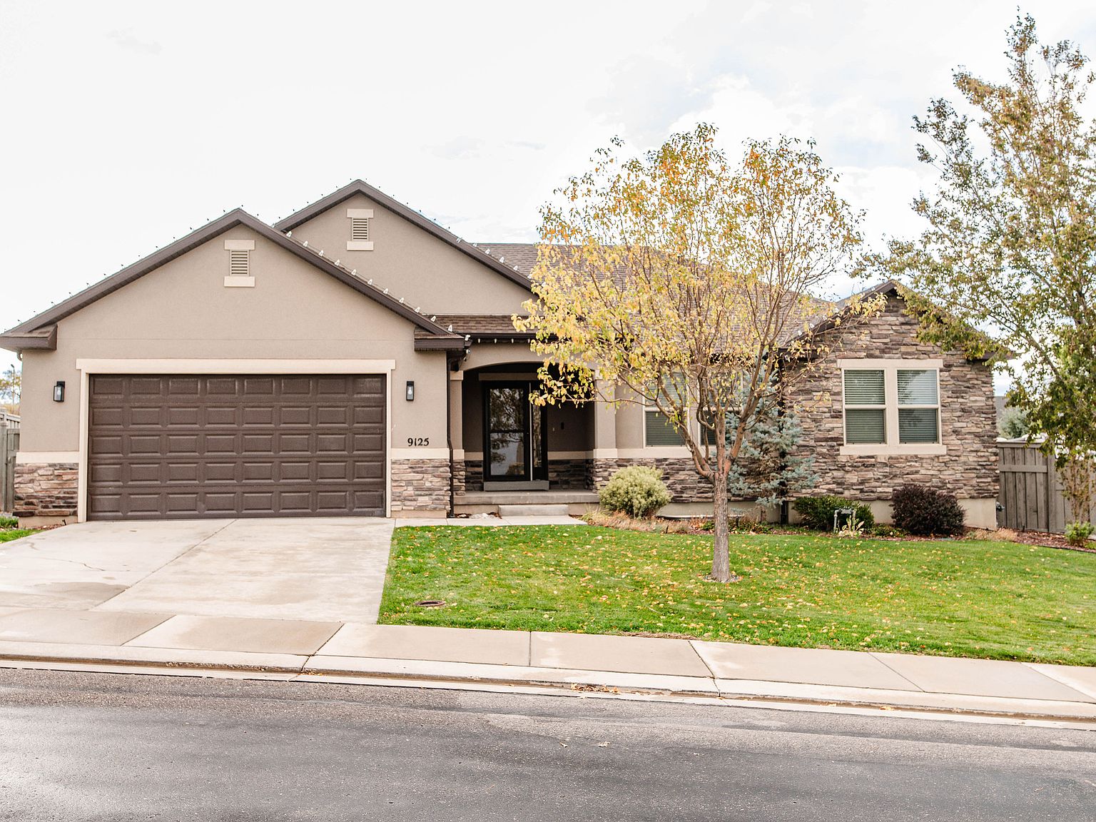 9125 N Kilkenny Way W