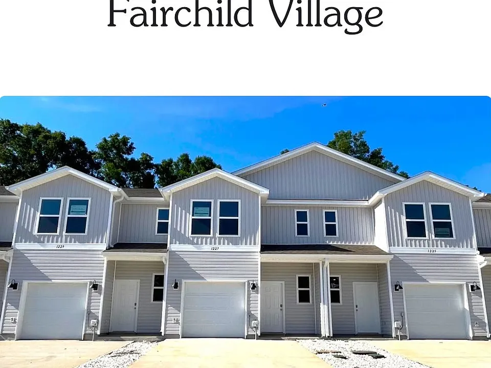 1226 Fairchild Village Dr