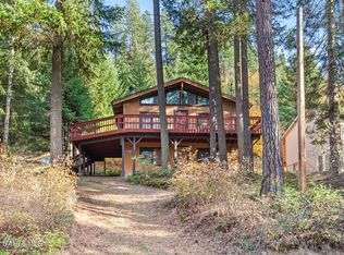942 W Kidd Island Rd, Coeur D Alene, ID 83814