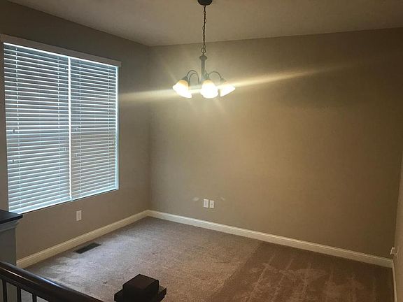 2nd image of 2772 Acarie Dr