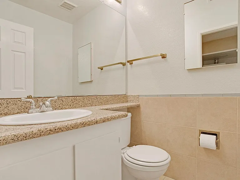 21117 Gary Dr #217 — Photo 17