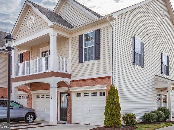 3rd image of 110 Dandridge Ct #200