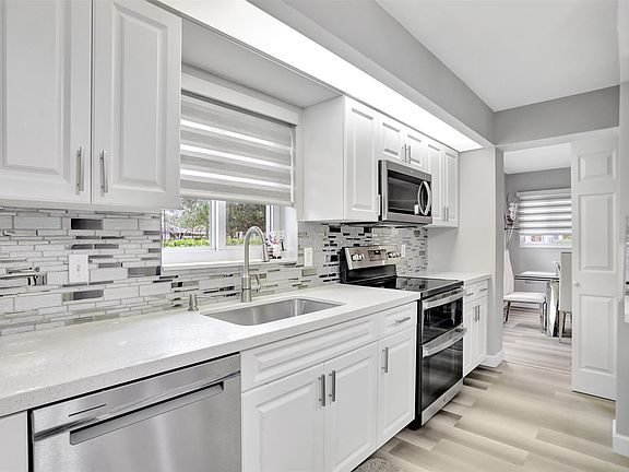 2nd image of 1503 Cayman Way #A1