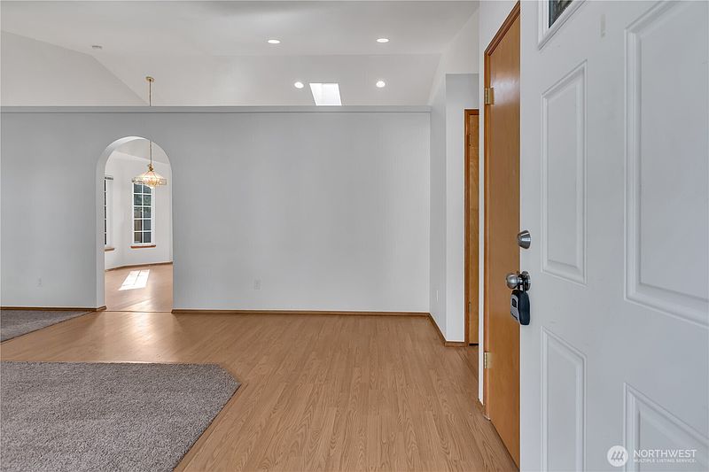 4th image of 21819 SE 249th Place