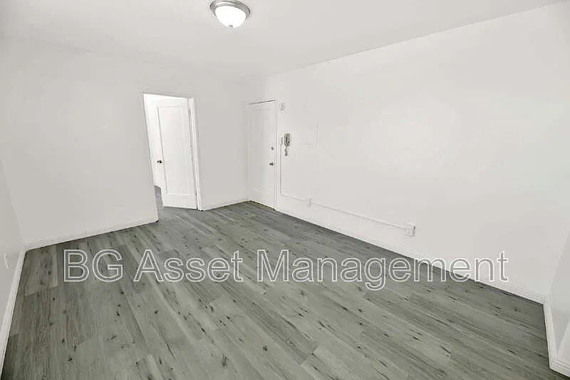 1 bed, 1.0 bath, 550 sqft, $1,425 — Photo 3