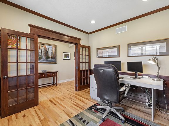 4th image of 4012 140th St