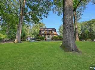 31 4th St, Park Ridge, NJ 07656