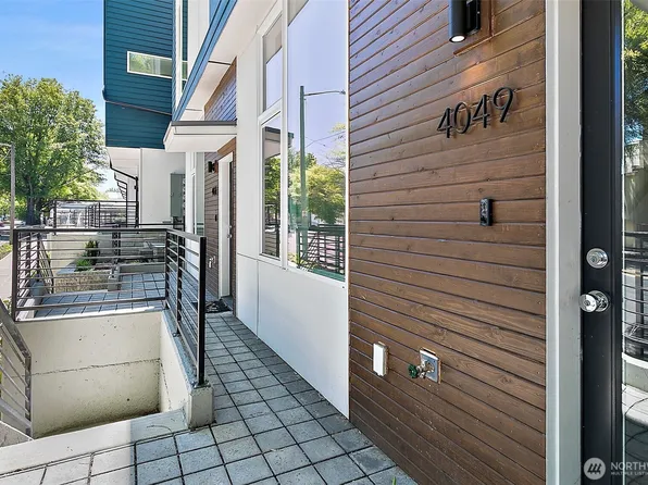 4049 Rainier Avenue S, Seattle, WA 98118