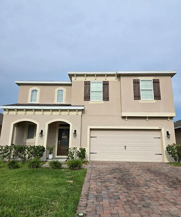 1517 Softshell St