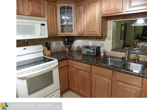 4th image of 2502 Antigua Ter APT J1