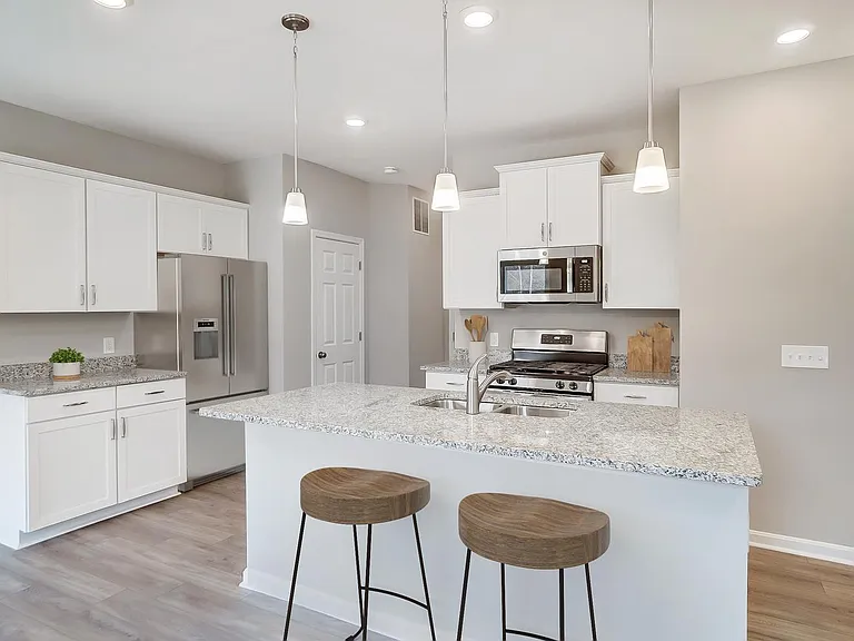 4898 Harrier Ln — Photo 4
