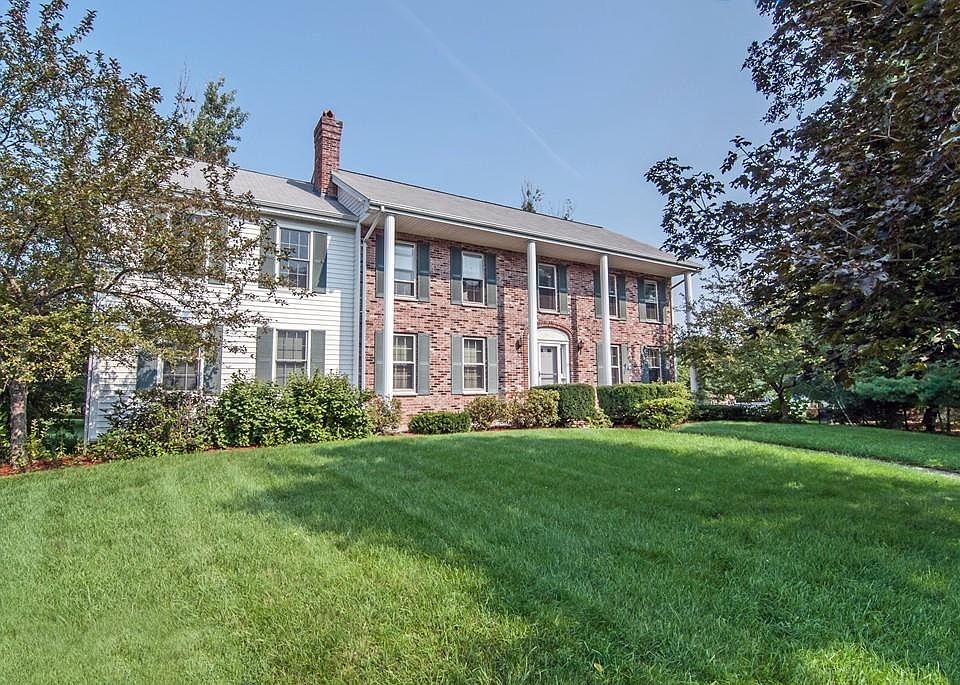 1st image of 21 Bennett Cir