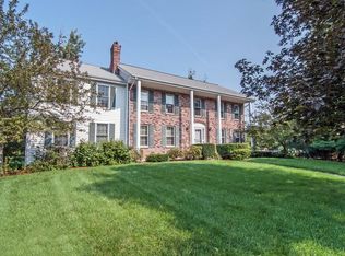 21 Bennett Cir, Billerica, MA 01821