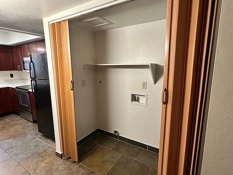 5805 W Evans Dr — Photo 17
