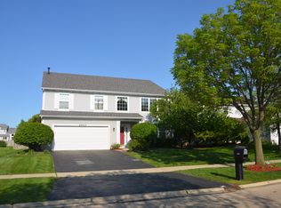 2443 Emerson Ln, Naperville, IL 60540