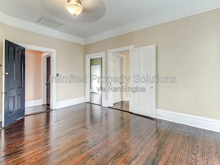 108 N 8th St #B — Photo 5