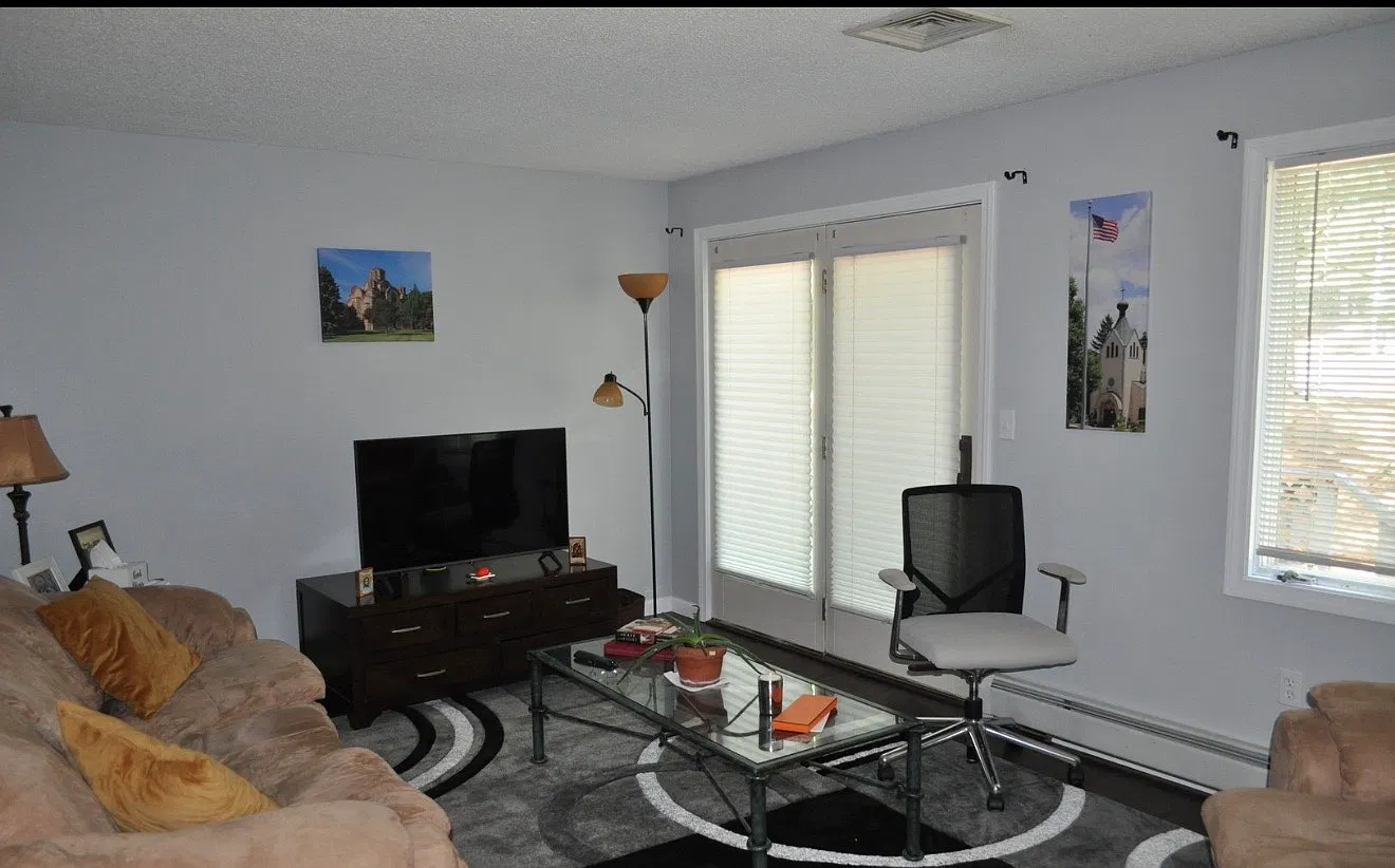 2 bed, 2.5 bath, 1236 sqft, $2,600 — Photo 3