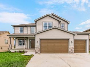 906 Kodiak St, Raymore, MO 64083