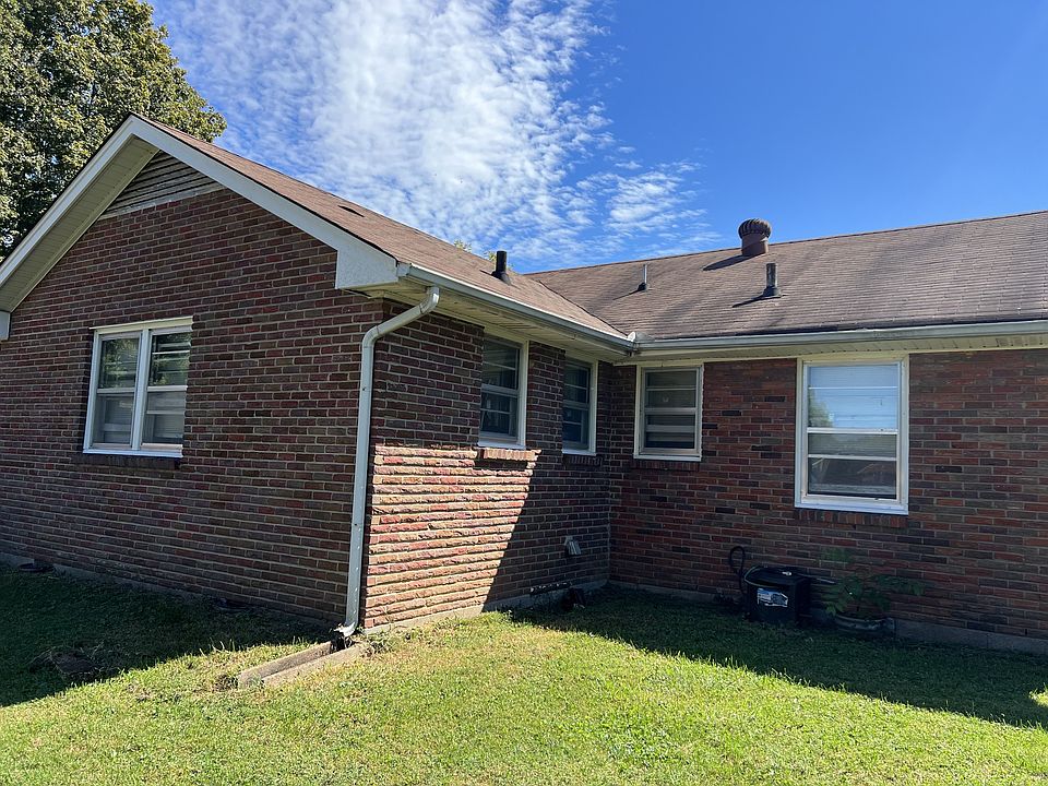 2nd image of 100 Allenwood Dr