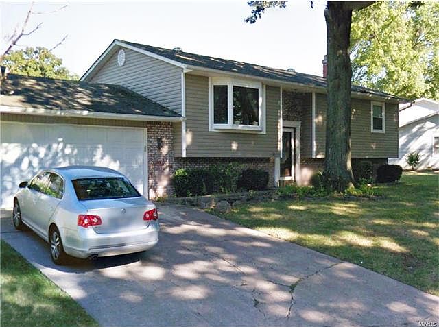 1st image of 4 Beatrice Ct
