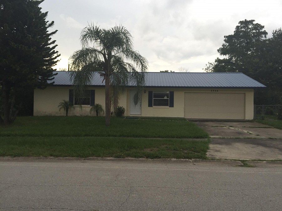 1st image of 1114 Crescent Dr