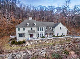 77 Ledges Rd, Ridgefield, CT 06877