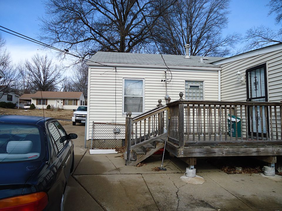 2nd image of 9140 Leamont Dr