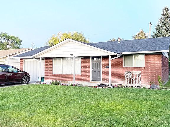 2nd image of 752 Melrose Dr