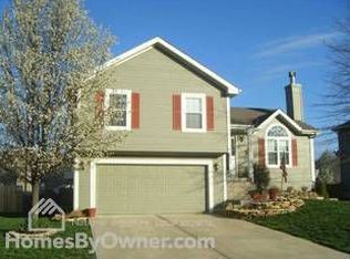 628 N Winwood Ter, Gardner, KS 66030