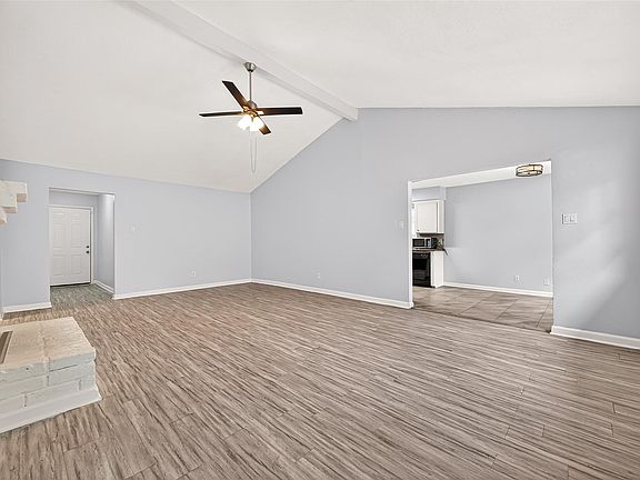 4th image of 4918 Monteith Dr