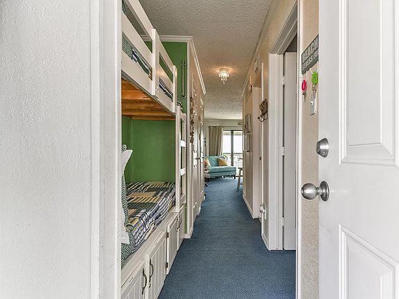 3rd image of 6102 Seawall Blvd #392