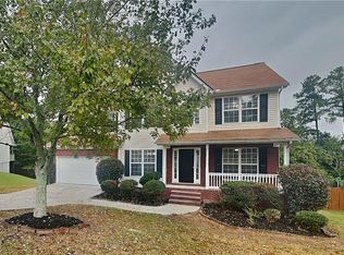 1294 Log Cabin Ln, Lawrenceville, GA 30045