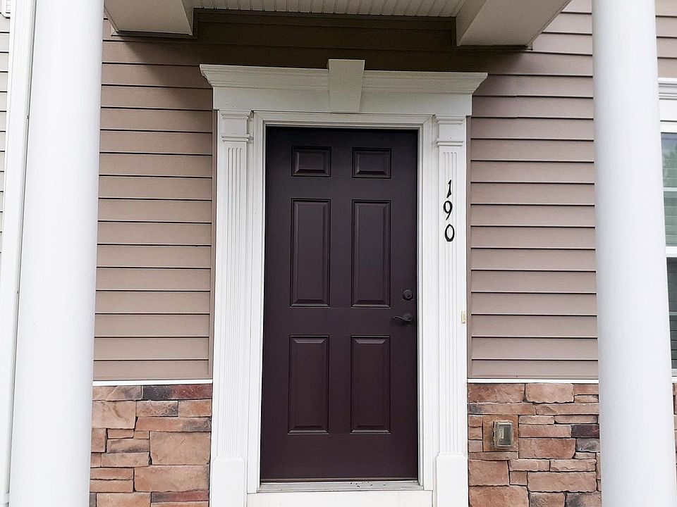 1st image of 190 Phoenix Blvd NW