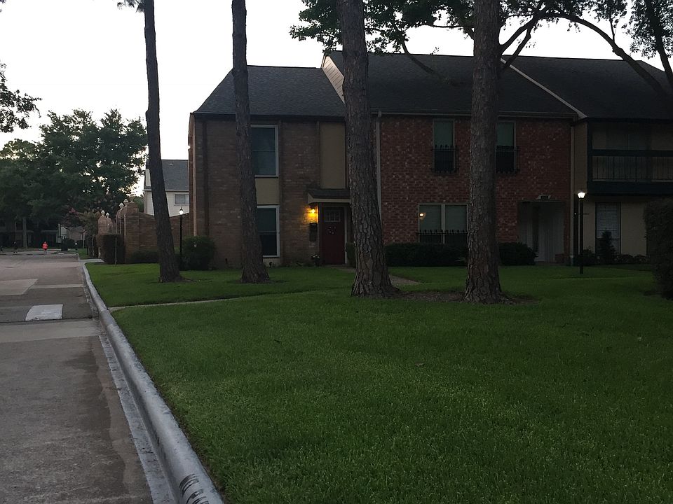 2nd image of 10324 Briar Forest Dr #28